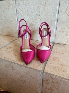 Steve Madden Hot Pink Patent Pointed-Toe Ankle-Strap Heels